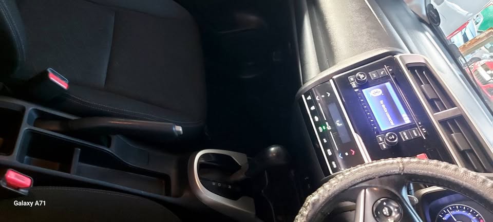 Honda Jazz 1.5 ivtec Automatic petrol
