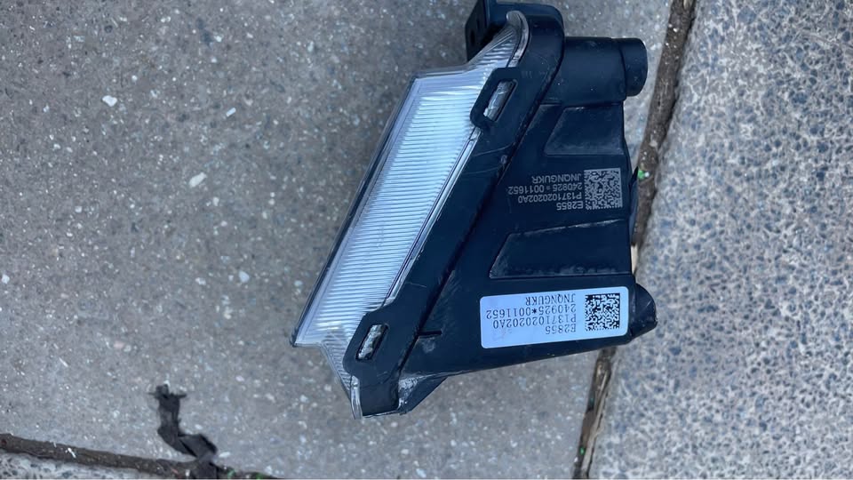 Foton Tunland G7 Yutu8/9 fog light - Private Seller