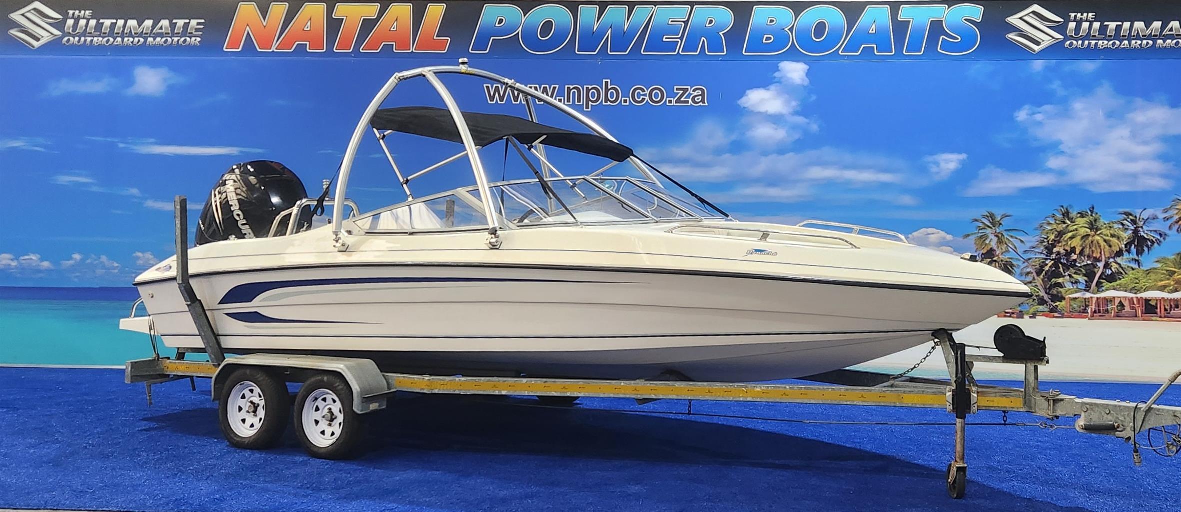 PANACHE 2150 LX ON TRAILER 250 HP MERCURY VERADO 4 STROKE 147 HOUR