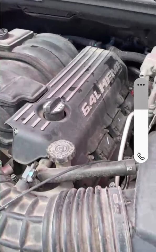 SRT 6.4 Hemi engine Jeep - Private Seller SRT 6.4 Hemi engine Jeep - Private Seller