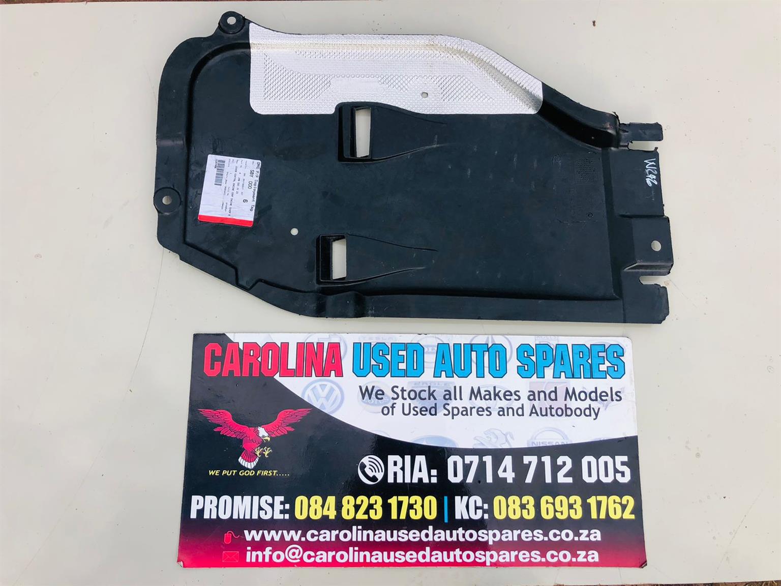 Mercedes Benz GLA X156 engine cover or central undertray - Private Seller Mercedes Benz GLA X156 engine cover or central undertray - Private Seller