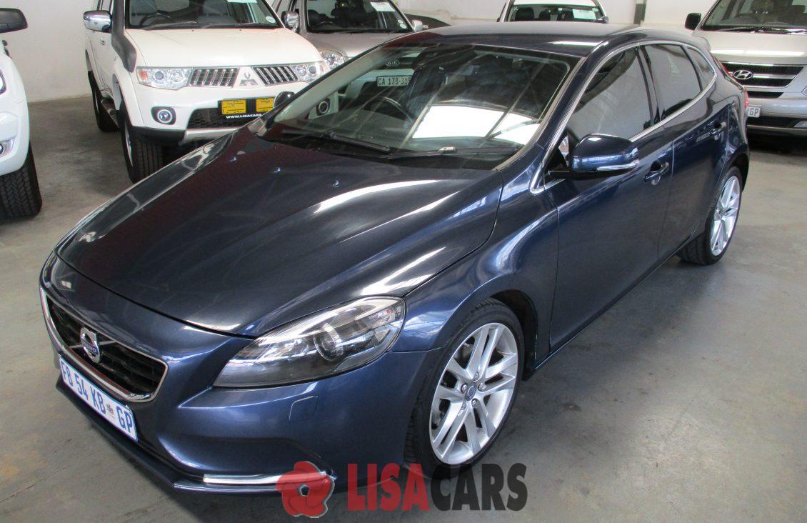 2016 Volvo V40 T4 Momentum Junk Mail