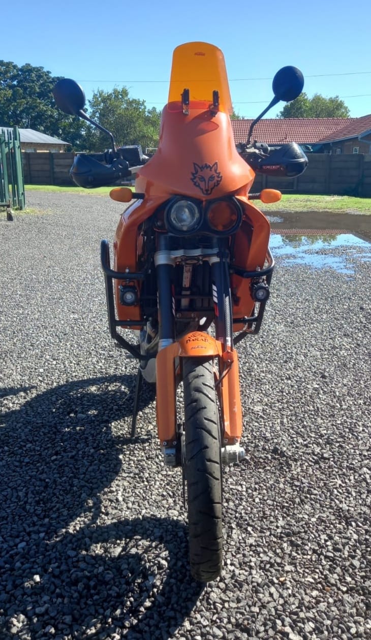 KTM 640 adventure 2007 with 30000 km on the clock.Immaculent condition 