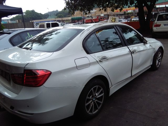 STRIPPING FOR SPARES BMW F30 320I MANUAL - Private Seller STRIPPING FOR SPARES BMW F30 320I MANUAL - Private Seller