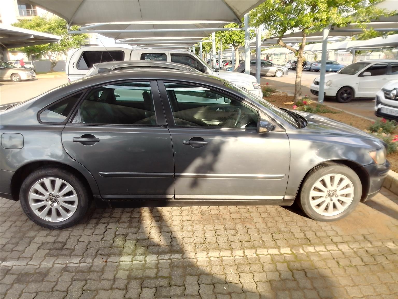 Used 2006 Volvo S40 2.4i - Private Seller Used 2006 Volvo S40 2.4i - Private Seller