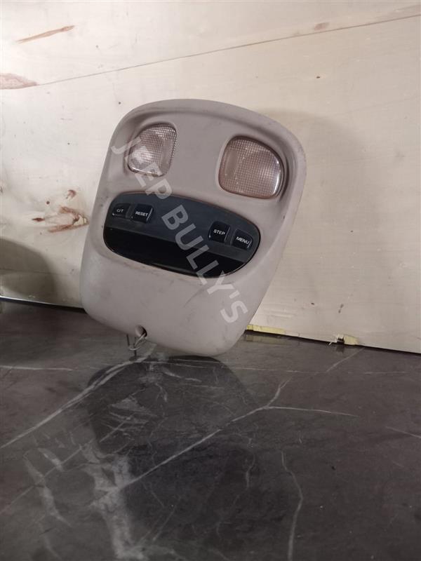 Jeep Grand Cherokee WJ Used Dome Light - Private Seller Jeep Grand Cherokee WJ Used Dome Light - Private Seller
