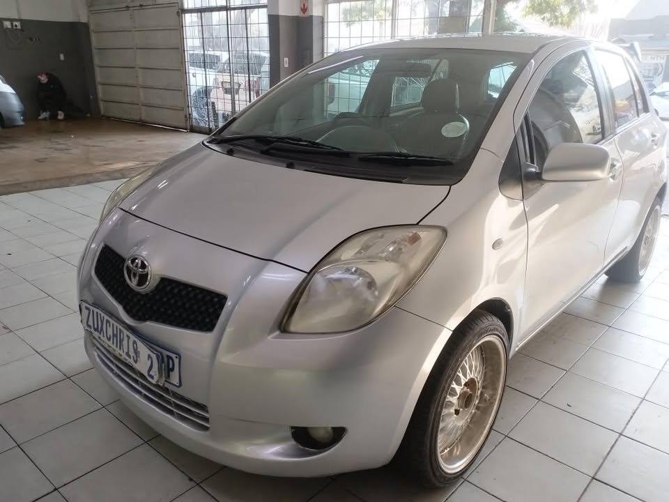 2007 TOYOTA YARIS 1.4 MANUAL