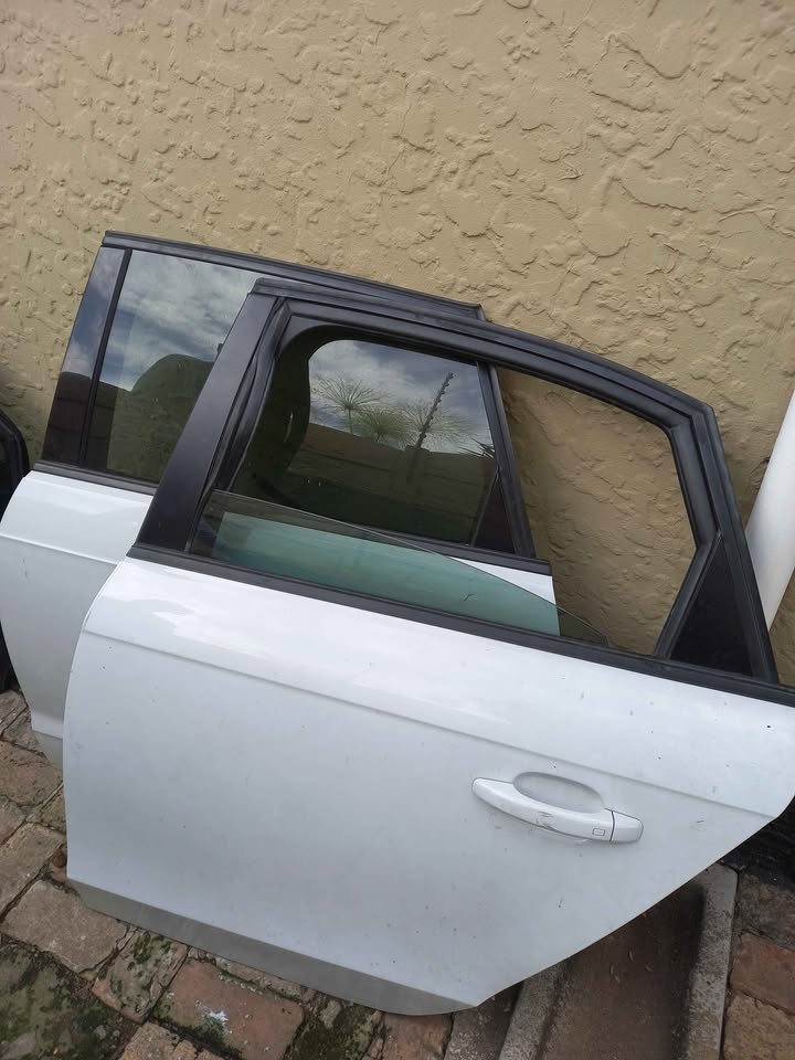 Audi A3 A4 B8 complete doors - Private Seller Audi A3 A4 B8 complete doors - Private Seller