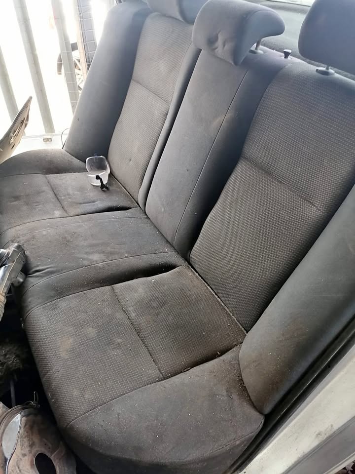 2003 Toyota Run-ex Shape Rear Seat Set - Private Seller