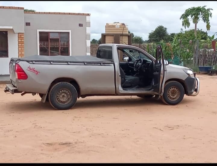 Used 2014 Toyota Hilux 2.0 single cab S - Private Seller Used 2014 Toyota Hilux 2.0 single cab S - Private Seller