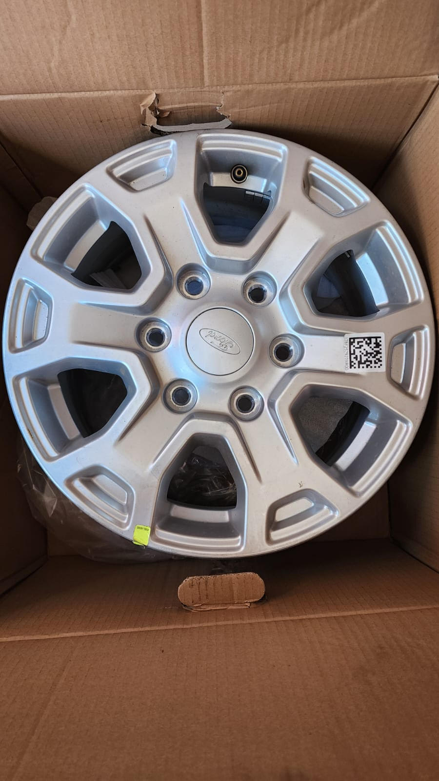 17-inch Ford Rims - New - Private Seller 17-inch Ford Rims - New - Private Seller