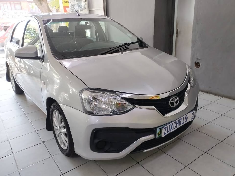 2017 TOYOTA ETIOS 1.5 SPRINT SEDAN MANUAL