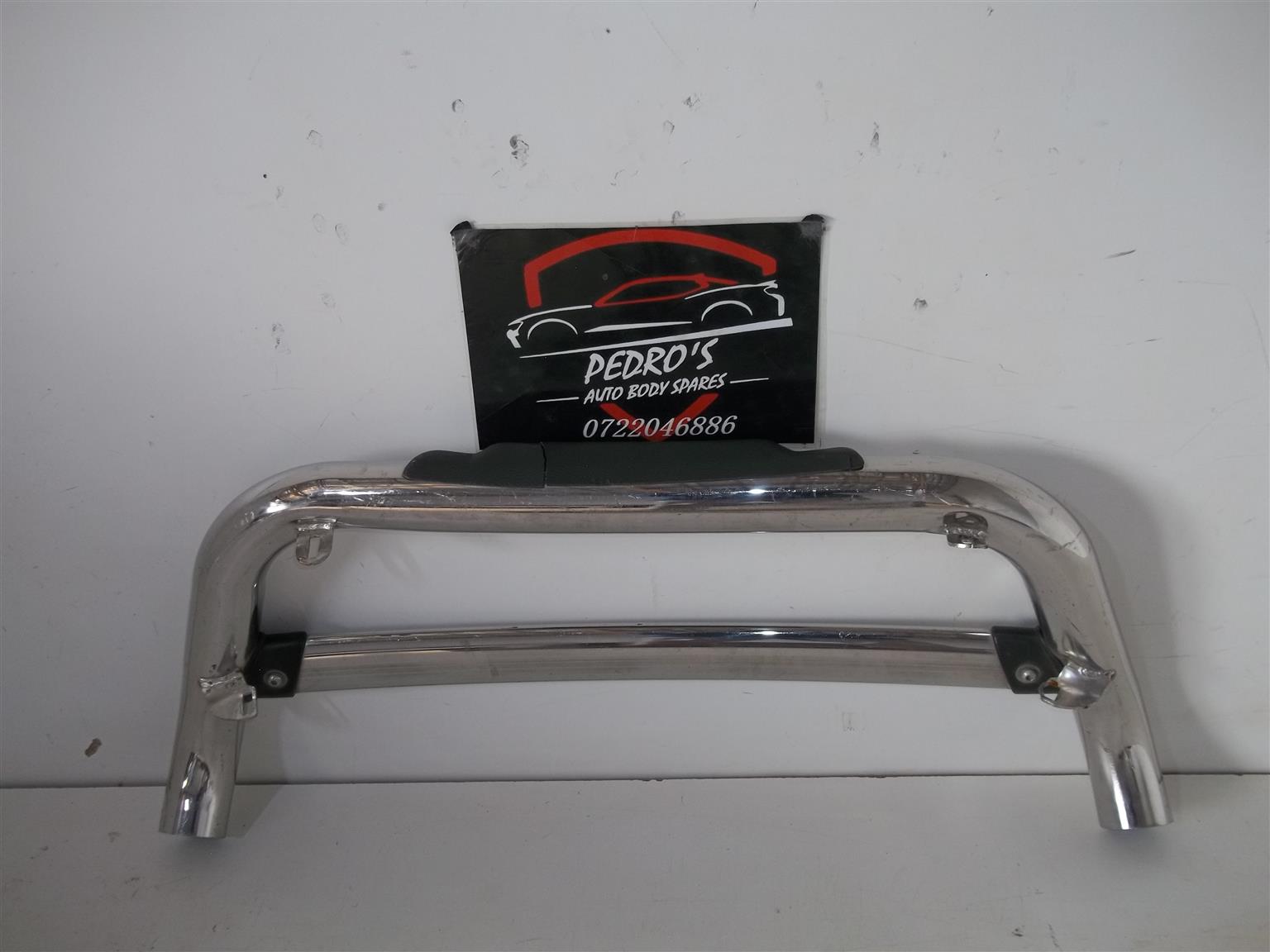 Renault Duster nudgebar - Private Seller Renault Duster nudgebar - Private Seller