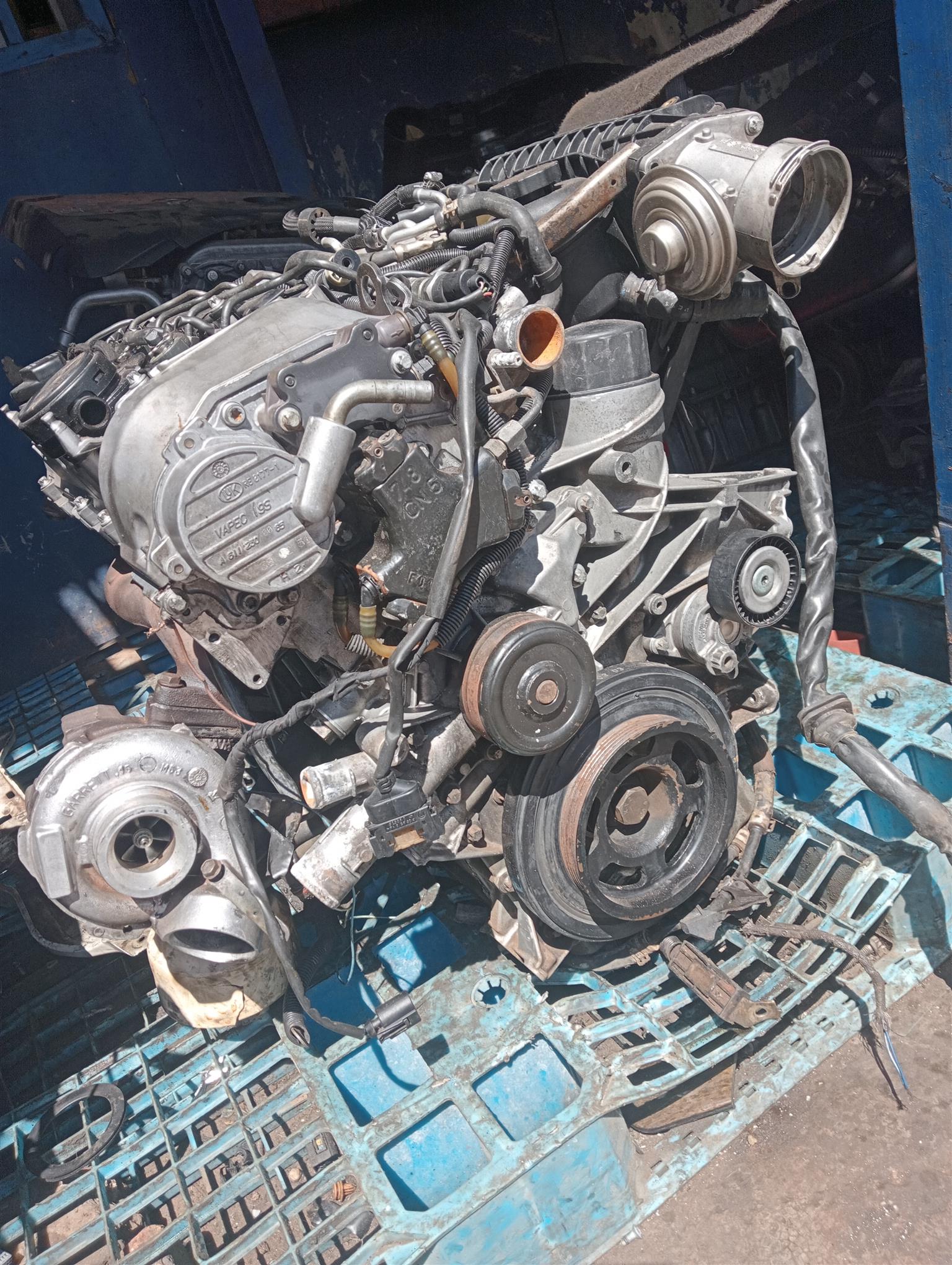 MERCEDES BENZ ENGINE M646 CDI - Private Seller MERCEDES BENZ ENGINE M646 CDI - Private Seller