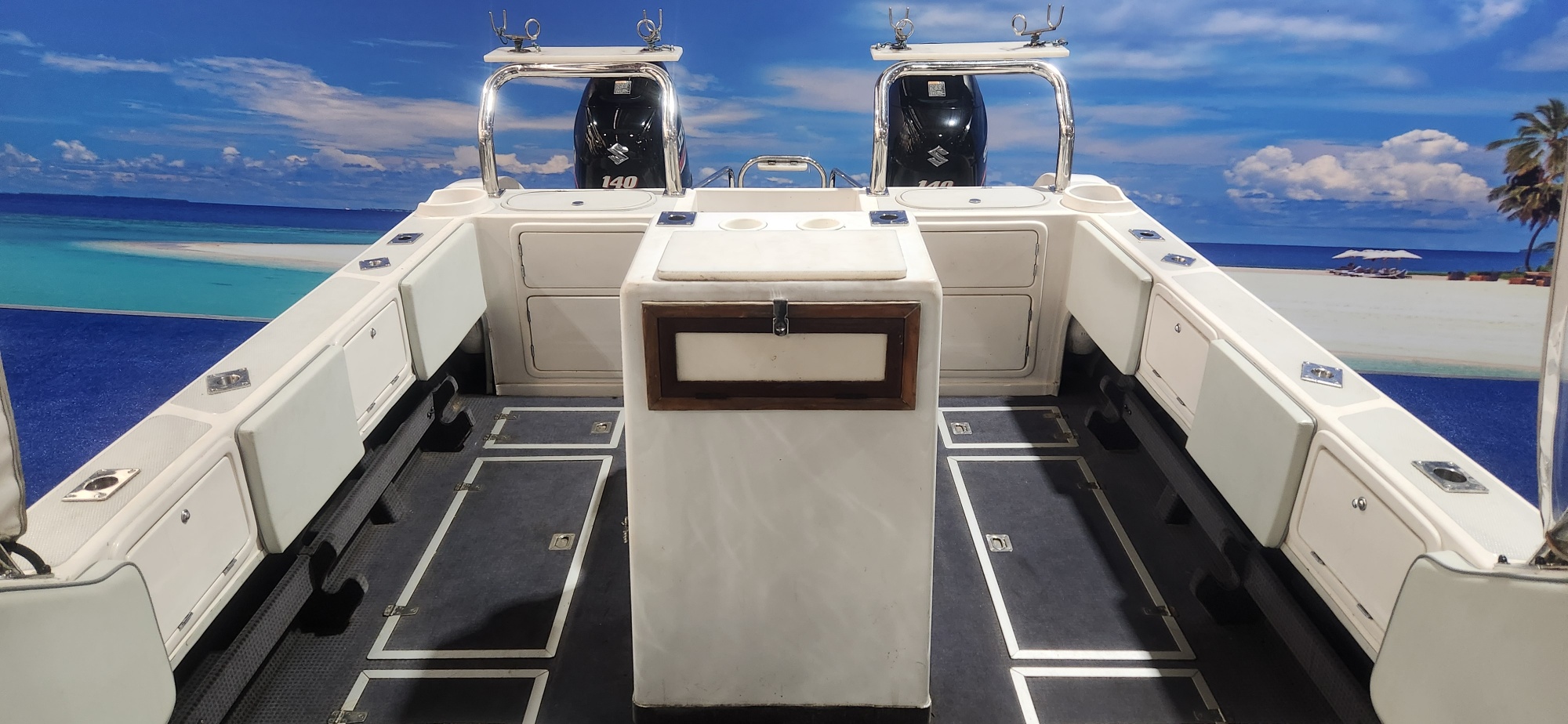 COBRA CAT 630 ON TRAILER 2 X 140 SUZUKI 4 STROKES 2014 MODEL 560 HOURS