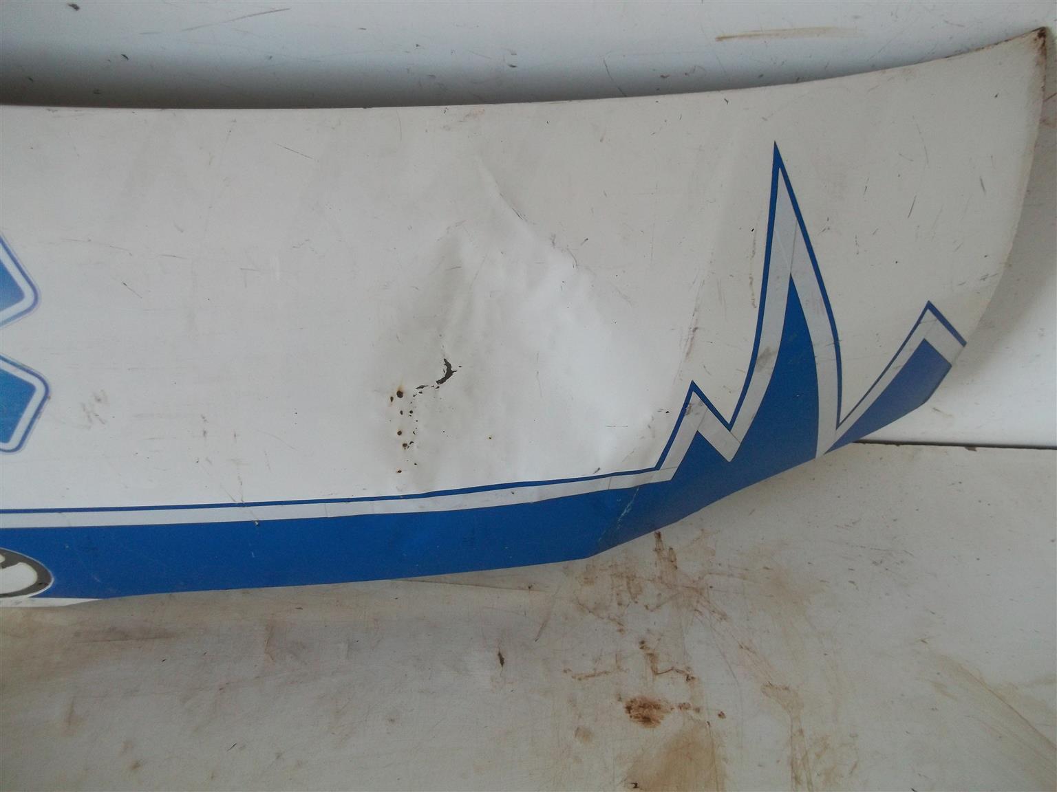 Toyota Quantum bonnet - Private Seller Toyota Quantum bonnet - Private Seller