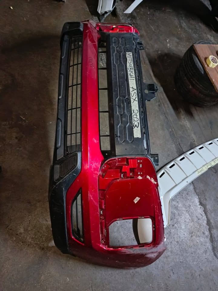 Mitsubishi AXS 2023 Front BUMPER - Private Seller Mitsubishi AXS 2023 Front BUMPER - Private Seller