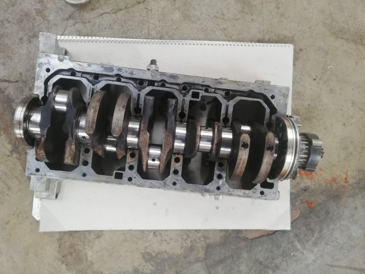 CRANK SHAFT VOLVO S60 2.4L FOR SALE (DELIVERY COUNTRY WIDE) - Private Seller