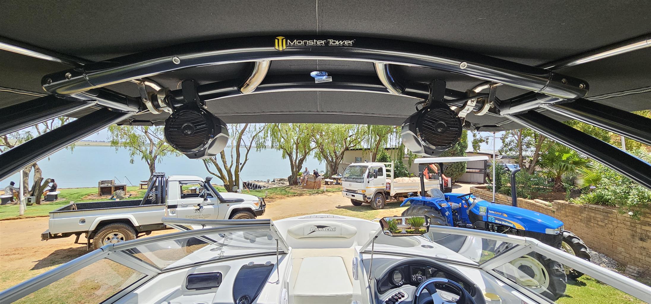 2450 Panache with 250hp