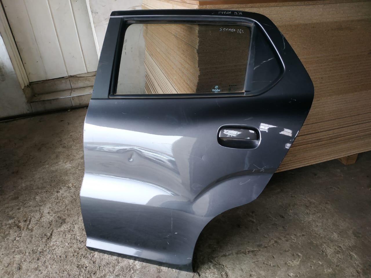 Suzuki S-Presso Complete left rear / back door ,window glass mechanism door lock - Private Seller