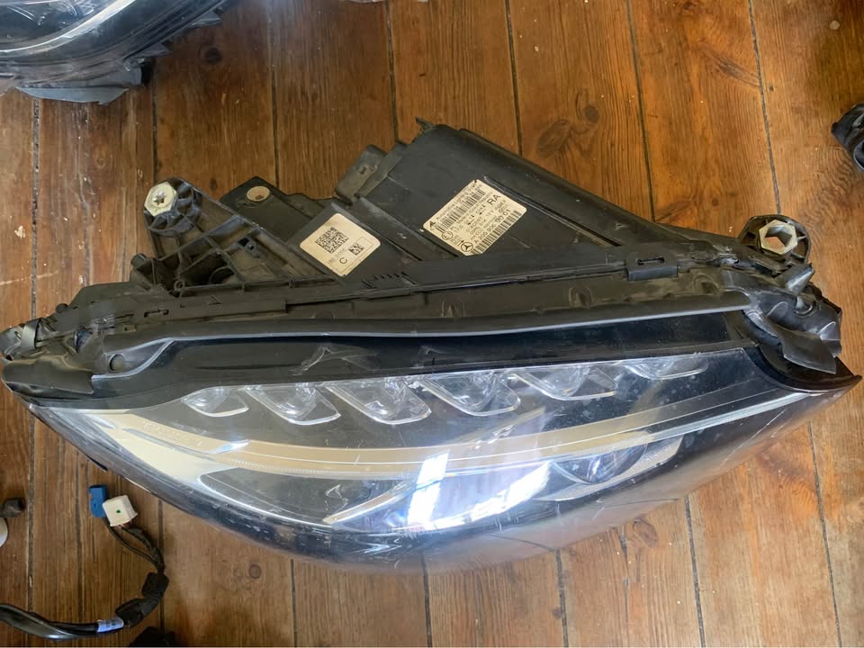 Mercedes Benz W205 headlight LHS