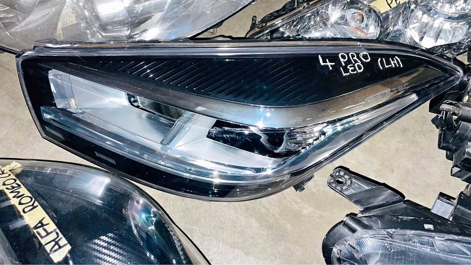 Chery Tiggo 4 Pro LED Headlight - Private Seller Chery Tiggo 4 Pro LED Headlight - Private Seller