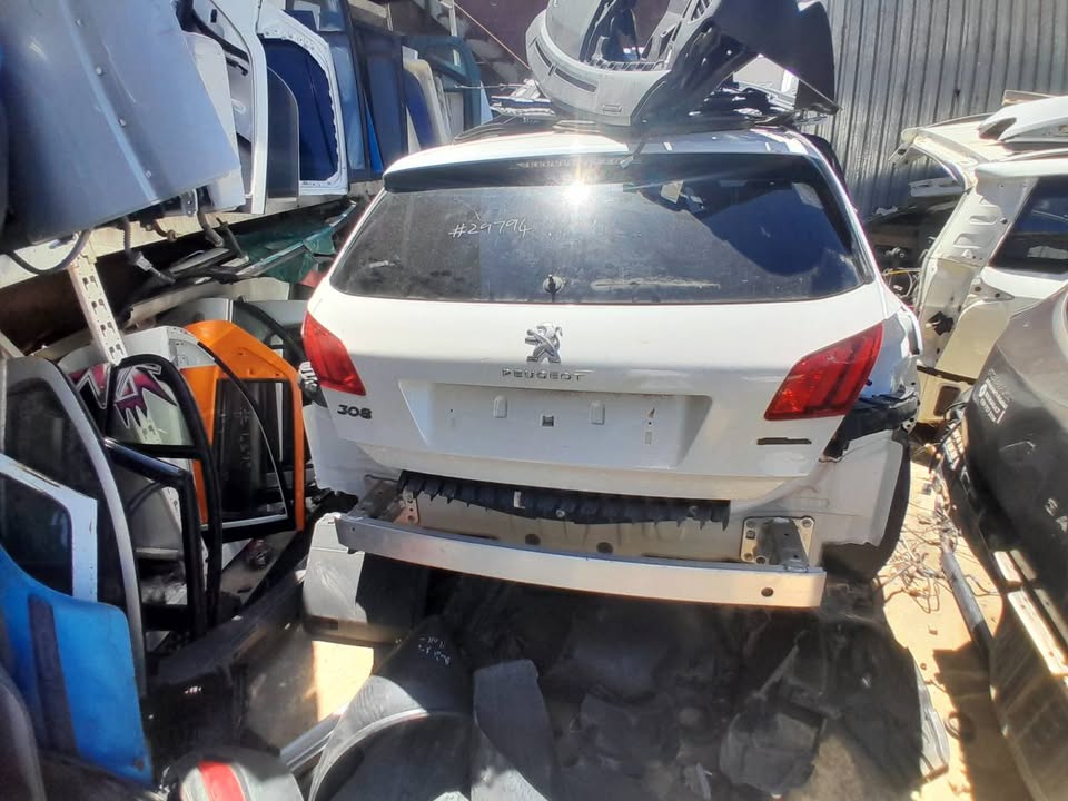 Peugeot stripping for spares - Private Seller