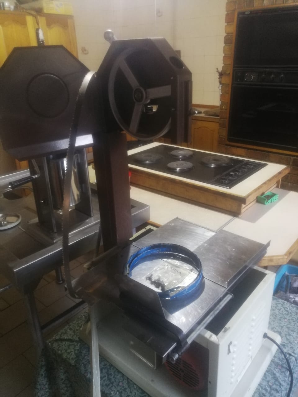 Meat o Matic meat saw plus 3 new blades Junk Mail