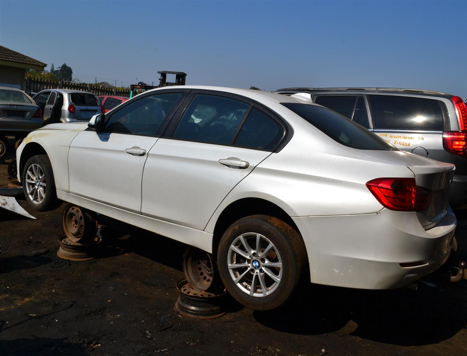 2012 BMW 320i F30 - Stripping for Spares