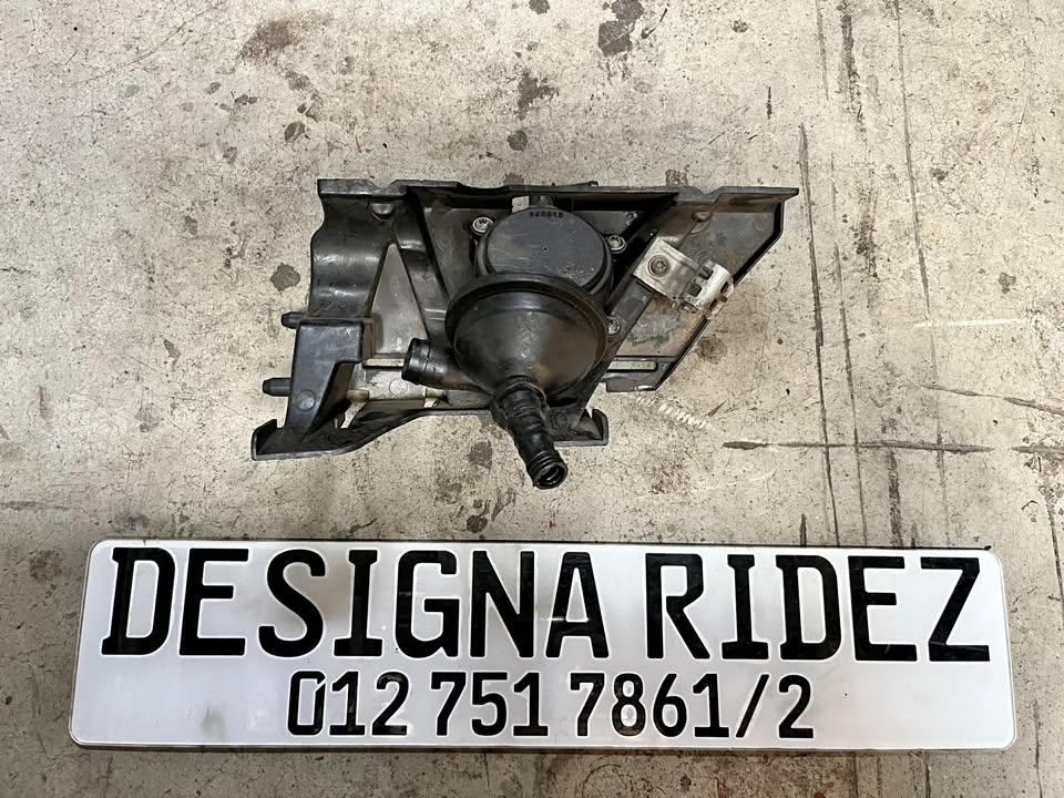 BMW E90 320i N46 OIL SEPARATOR AVAILABLE. - Private Seller BMW E90 320i N46 OIL SEPARATOR AVAILABLE. - Private Seller