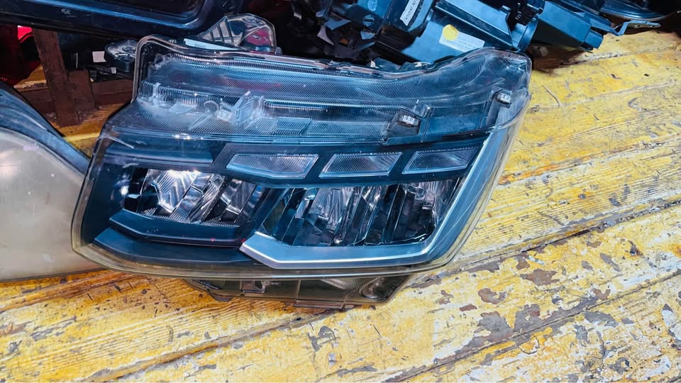 VW AMAROK LED HEADLIGHT 2024