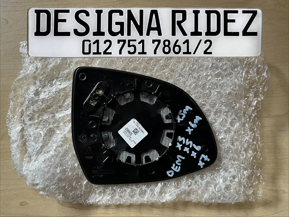 OEM BMW F86/F16/F86/G05/G06/G07 LEFT HEATED MIRROR GLASS AVAILABLE. - Private Seller OEM BMW F86/F16/F86/G05/G06/G07 LEFT HEATED MIRROR GLASS AVAILABLE. - Private Seller