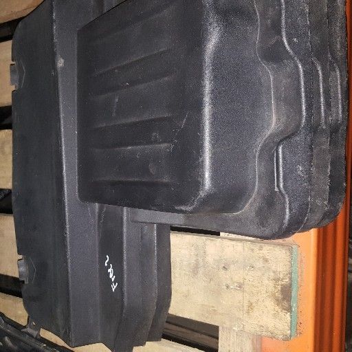Freelander 2 Battery Cover For Sale - Private Seller