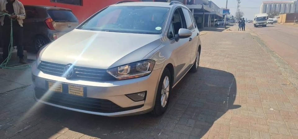 Vw Golf 7 wagon stripping for spares