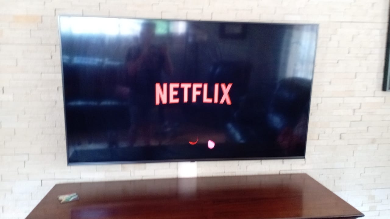 LG smart tv 65inch for sale