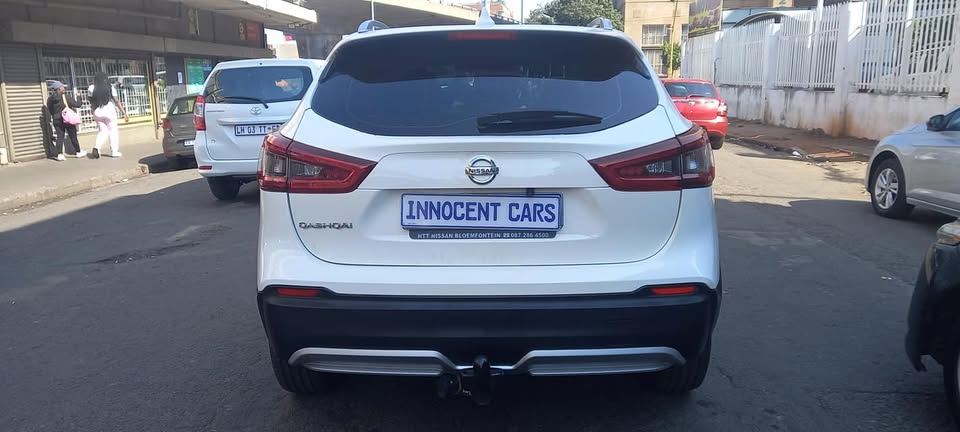 USED 2020 NISSAN QASHQAI 1.6 TUBOR AUTOMATIC, WHITE COLOUR, 49000KM