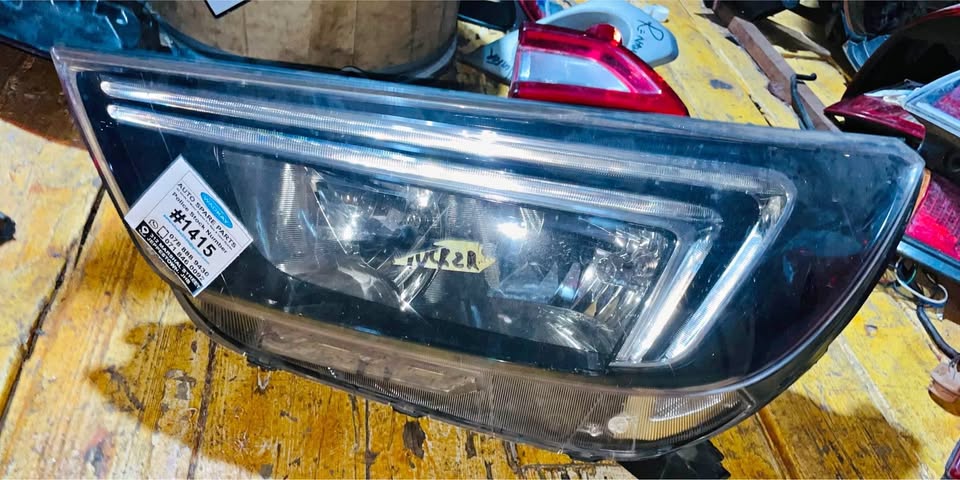 OPEL MOKKA X HEADLIGHT - Private Seller OPEL MOKKA X HEADLIGHT - Private Seller