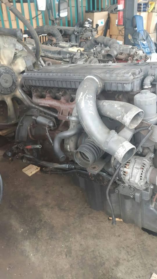 Mercedes atego,axor engines
