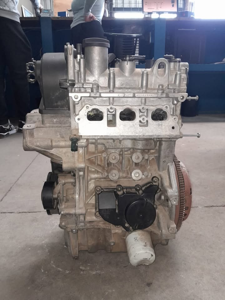 VW UP 1.0 (CUY ENGINE) FOR SALE - Private Seller VW UP 1.0 (CUY ENGINE) FOR SALE - Private Seller