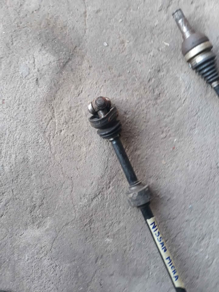 2009 Nissan Micra Right Side Driveshaft - Private Seller