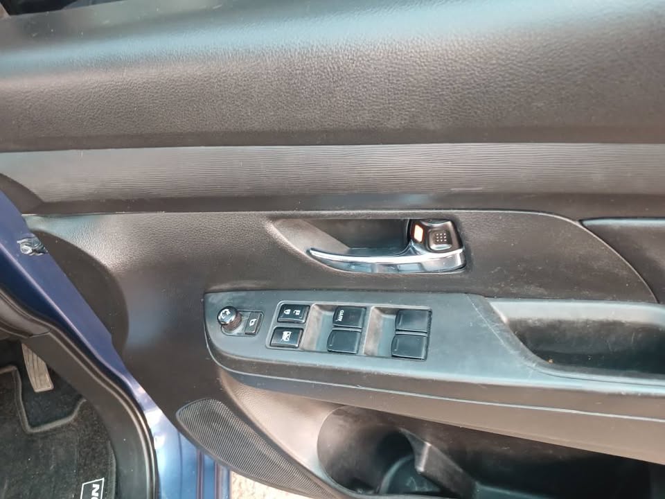 2023 Toyota Rumion 7-seater hatchback Manuel Transmission petrol 1.5 engine capacity