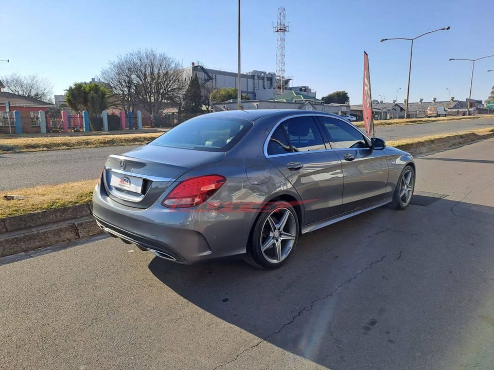 MERCEDES C180 AMG FORSALE