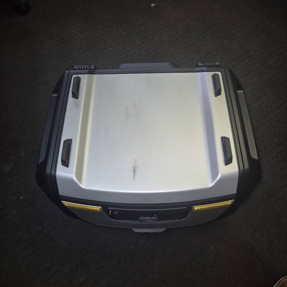 BMW 1300GS TOP BOX - Private Seller