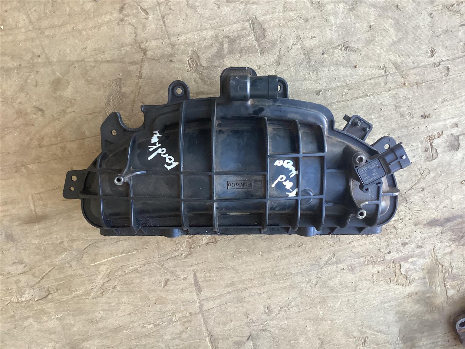 Ford Kuga intake manifold - Private Seller Ford Kuga intake manifold - Private Seller