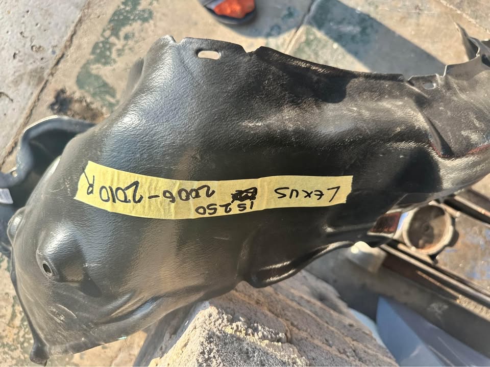 2006-2010 Lexus is250 fender liner - Private Seller 2006-2010 Lexus is250 fender liner - Private Seller