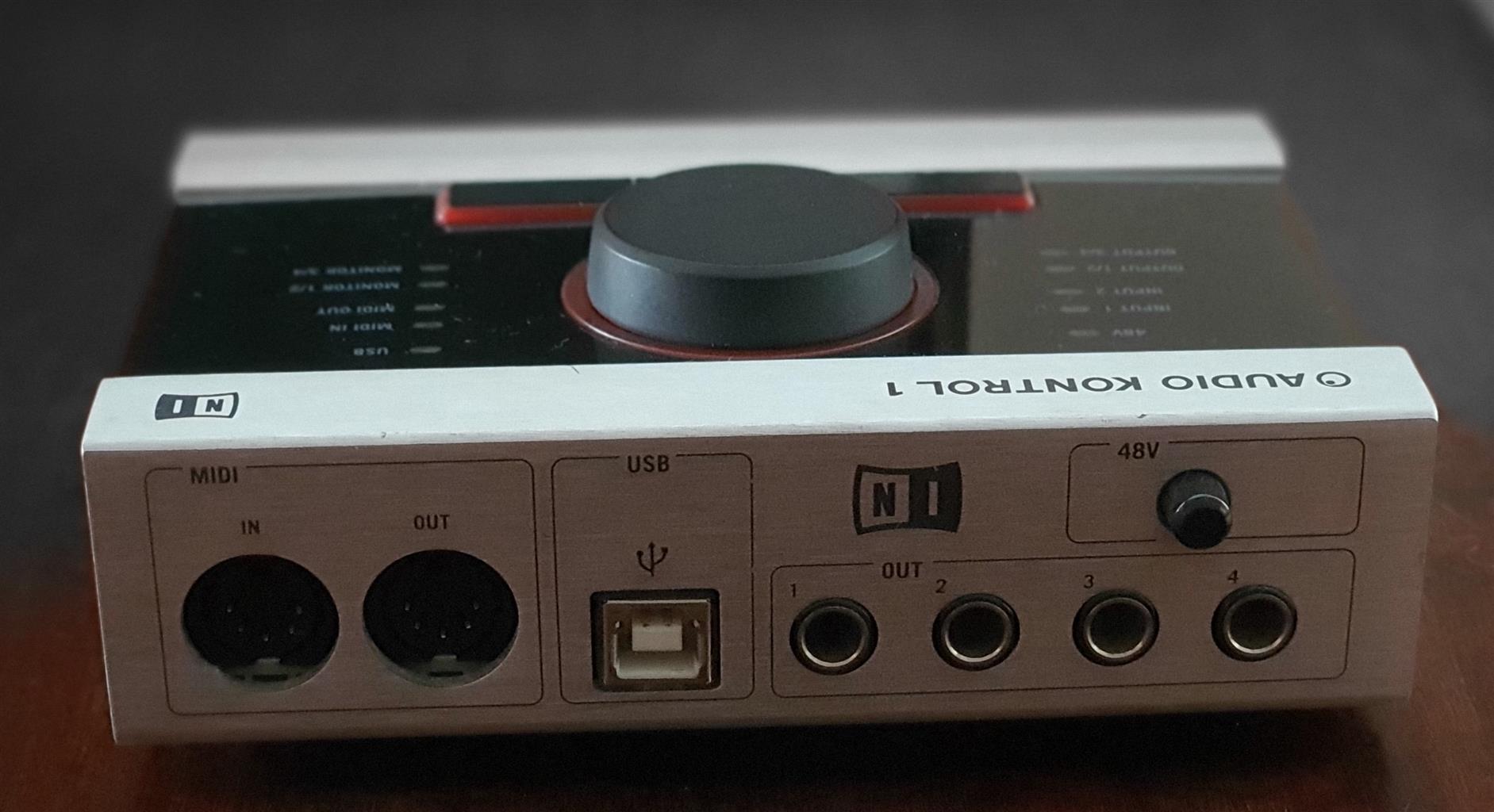 AUDIO KONTROL 1 INTERFACE 2 IN  4 OUT | Junk Mail