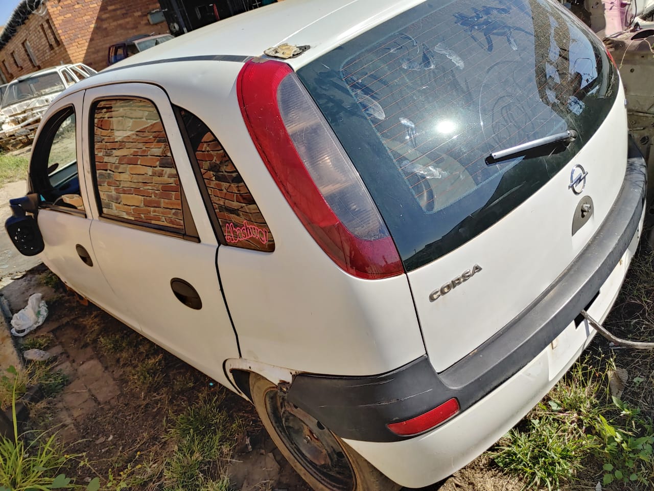 OPEL CORSA GAMMA BODY PARTS FOR SALE