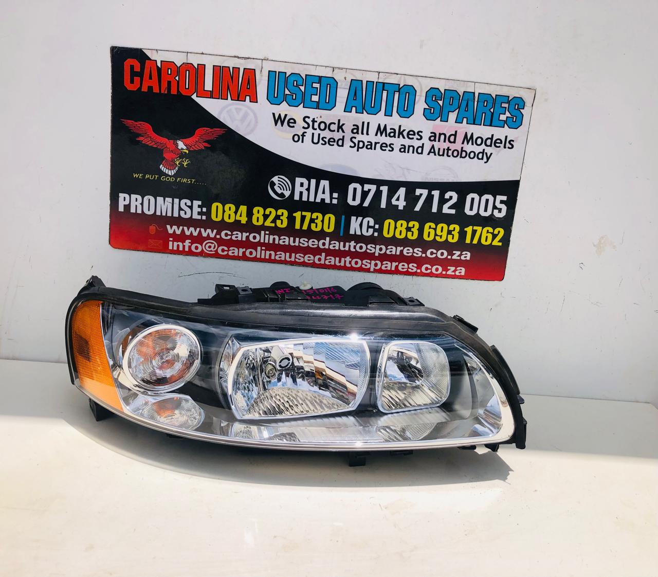 Volvo V70 S60 right side headlight (2005-2009) - Private Seller Volvo V70 S60 right side headlight (2005-2009) - Private Seller