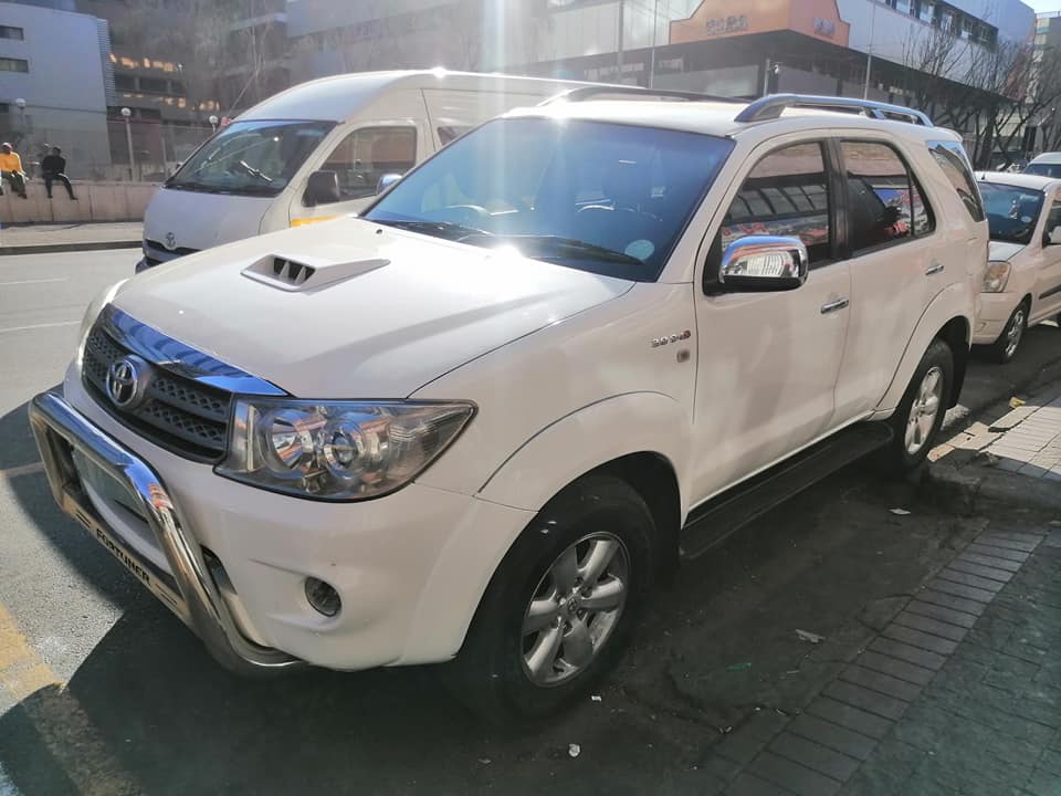 2011 Toyota Fortuner 3.0 D4-D 4x2 155000km