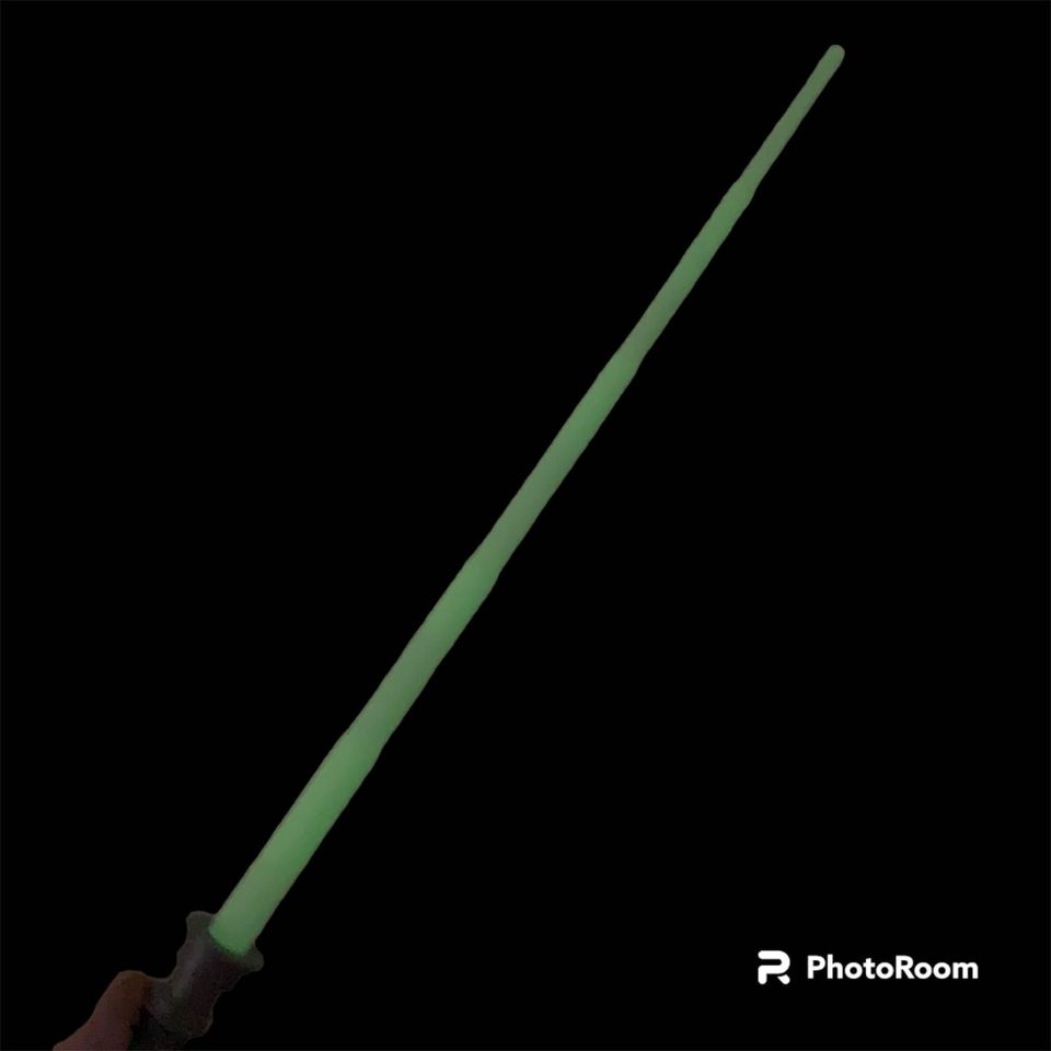 Luke Skywalker Collapsing Lightsaber Glow in the dark